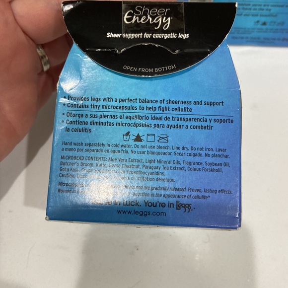 L'eggs Sheer Energy Pantyhose Nude and Jet Black Control Top size B - Picture 6 of 13